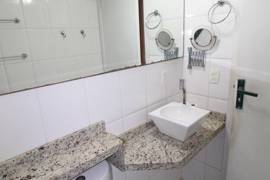 Banheiro de apartamento para alugar com 3 quartos, 64m² em Cidade Morumbi, São José dos Campos