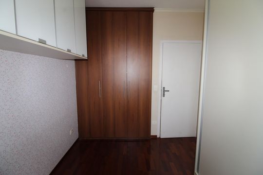 Quarto 3 de apartamento para alugar com 3 quartos, 64m² em Cidade Morumbi, São José dos Campos