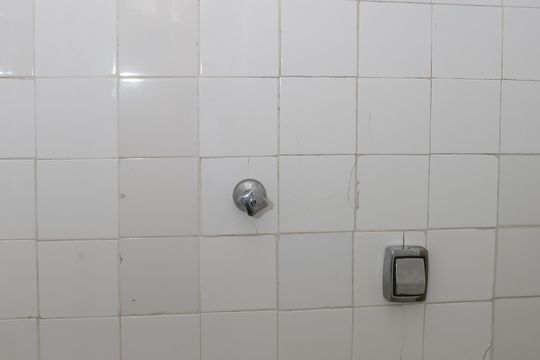 Banheiro de Serviço de apartamento à venda com 2 quartos, 73m² em Perdizes, São Paulo