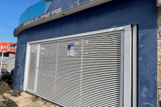 Fachada  de casa à venda com 3 quartos, 106m² em Planalto, São Bernardo do Campo