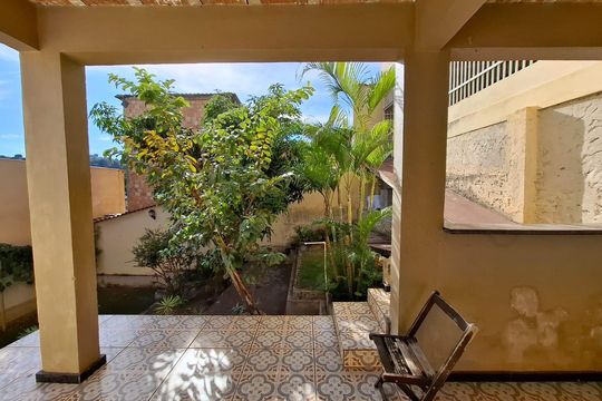 Casa para alugar com 3 quartos, 360m² em São Gabriel, Belo Horizonte