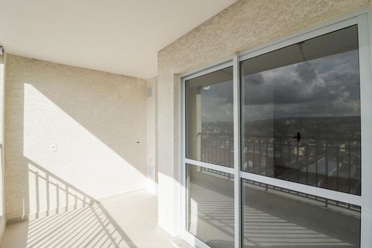 Varanda de apartamento à venda com 2 quartos, 59m² em Vila Bandeirantes, São Paulo