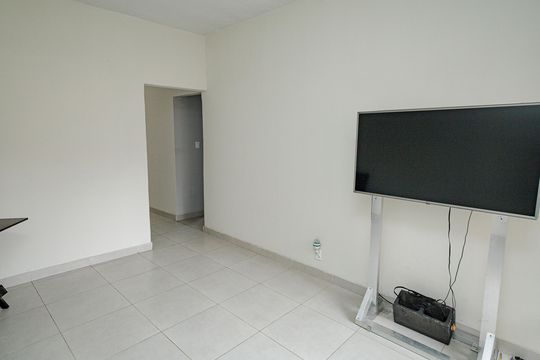 Sala de casa para alugar com 2 quartos, 100m² em Campo Grande, Rio de Janeiro