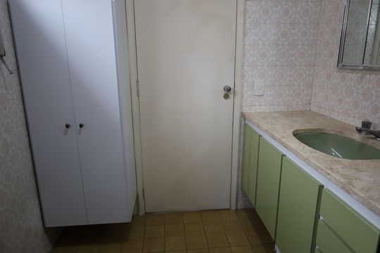 Banheiro da suíte de casa à venda com 4 quartos, 418m² em Cidade Dutra, São Paulo