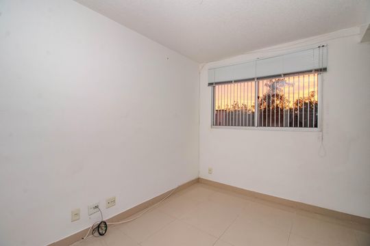 Sala de apartamento para alugar com 2 quartos, 50m² em Jardim Dona Leopoldina, Porto Alegre