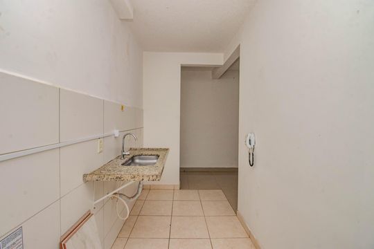 Cozinha  de apartamento para alugar com 2 quartos, 50m² em Jardim Dona Leopoldina, Porto Alegre