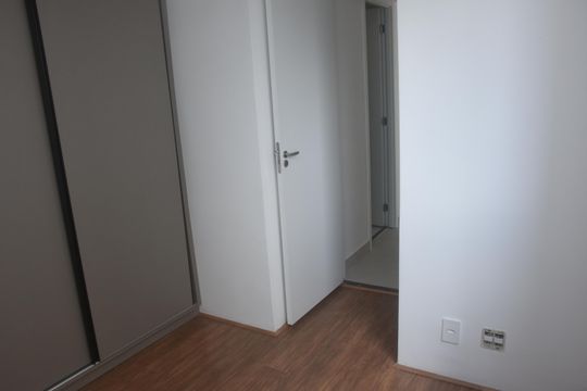 Quarto 2 de apartamento para alugar com 2 quartos, 44m² em Parque Sao Rafael, São Paulo