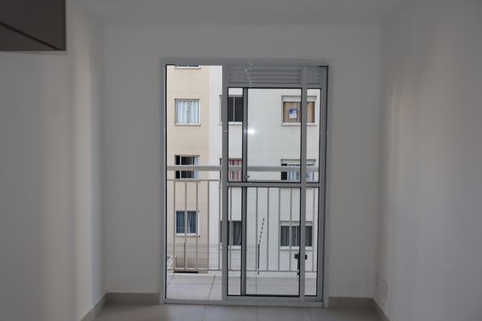 Apartamento para alugar com 2 quartos, 44m² em Parque Sao Rafael, São Paulo