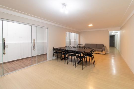 Casa à venda com 5 quartos, 290m² em Santa Quiteria, Curitiba