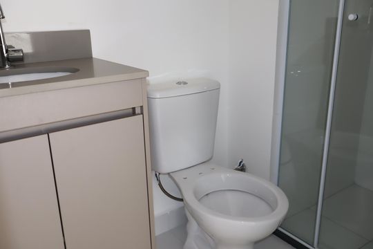 Banheiro de apartamento para alugar com 2 quartos, 44m² em Parque Sao Rafael, São Paulo