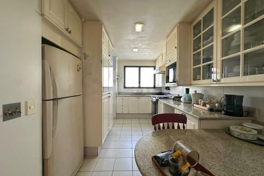 Apartamento à venda com 3 quartos, 156m² em Jardim Paulista, São Paulo