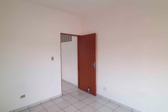 Quarto de casa para alugar com 1 quarto, 55m² em Jardim Primeiro de Maio (chacara Fazendinha), Osasco