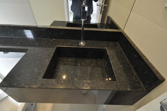 Banheiro do Quarto Suíte de casa à venda com 4 quartos, 180m² em Vila Ede, São Paulo