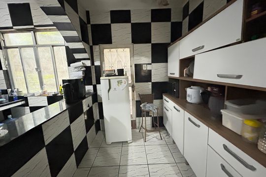 Cozinha de casa à venda com 4 quartos, 136m² em Tomás Coelho, Rio de Janeiro