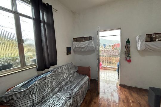 Casa à venda com 4 quartos, 136m² em Tomás Coelho, Rio de Janeiro