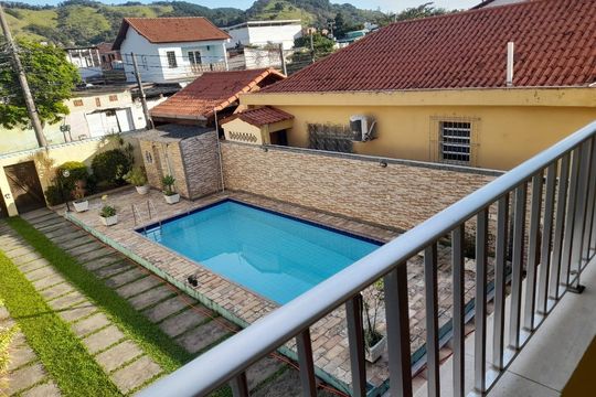 Área externa de casa à venda com 3 quartos, 241m² em Campo Grande, Rio de Janeiro