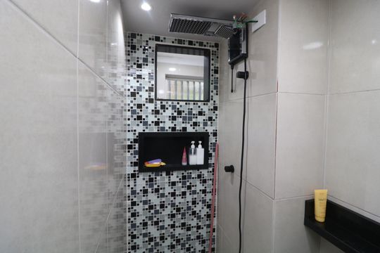 Banheiro de apartamento para alugar com 1 quarto, 41m² em Vila Antonieta, São Paulo