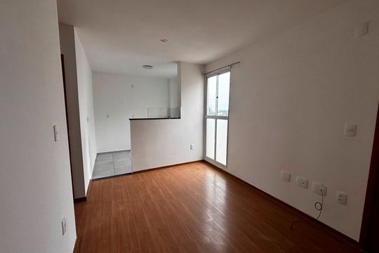 Sala de apartamento para alugar com 2 quartos, 45m² em Jansen, Gravataí