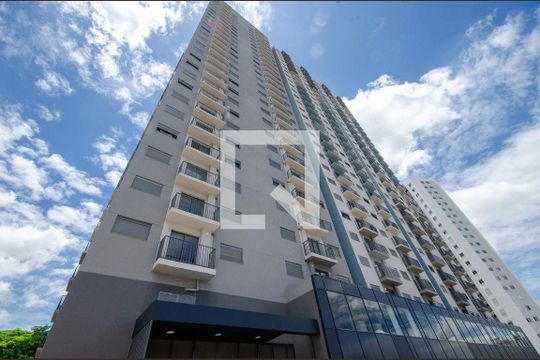 Fachada de apartamento para alugar com 2 quartos, 42m² em Vila Albertina, São Paulo