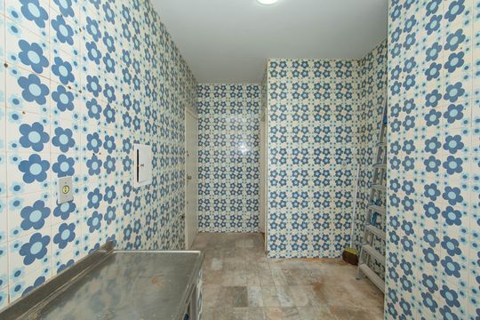 Cozinha de apartamento à venda com 2 quartos, 80m² em Gutierrez, Belo Horizonte