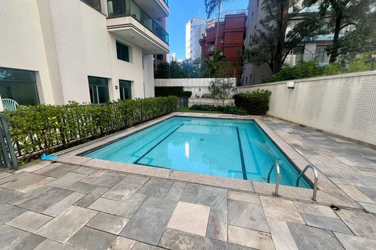 Piscina de apartamento à venda com 4 quartos, 201m² em Higienópolis, São Paulo