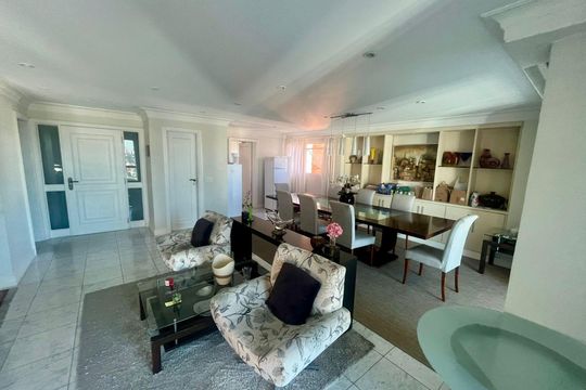 Sala de apartamento à venda com 4 quartos, 201m² em Higienópolis, São Paulo