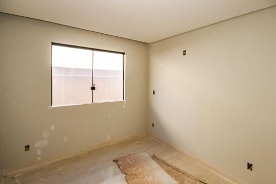 Casa à venda com 3 quartos, 110m² em Rio Branco, Belo Horizonte