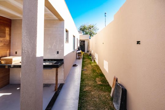 Casa à venda com 3 quartos, 110m² em Rio Branco, Belo Horizonte
