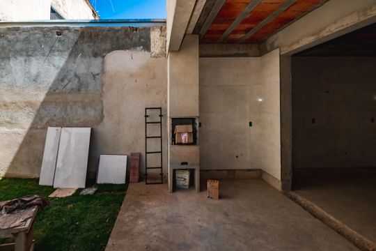 Casa à venda com 2 quartos, 120m² em Itapoã, Belo Horizonte