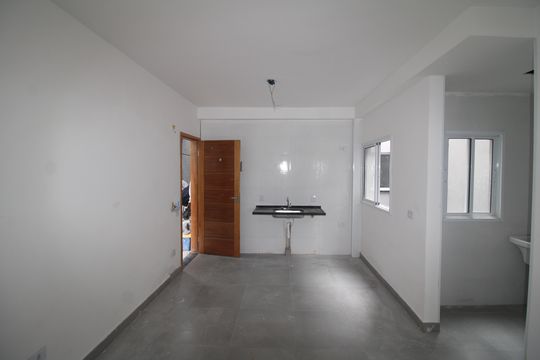 Sala / Cozinha / Área de Serviço de apartamento para alugar com 2 quartos, 32m² em Jardim Primavera, São Paulo