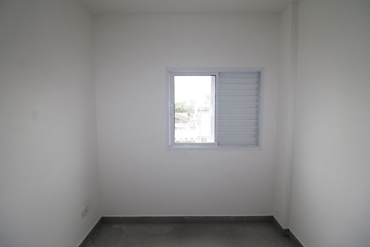 Quarto 1 de apartamento para alugar com 2 quartos, 32m² em Jardim Primavera, São Paulo