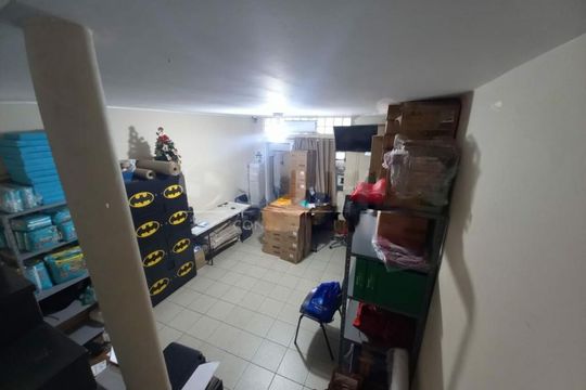 Casa à venda com 2 quartos, 96m² em Jardim Arpoador, São Paulo