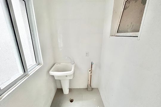 Área de Serviço de apartamento para alugar com 2 quartos, 40m² em Jardim Primavera, São Paulo