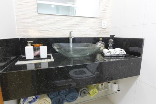 Apartamento para alugar com 3 quartos, 146m² em Parque Burle, Cabo Frio
