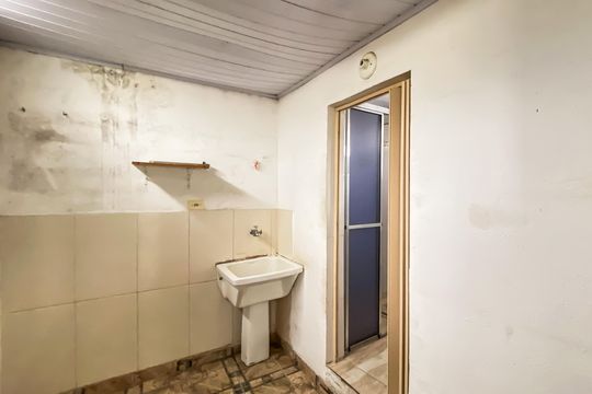 Área de Serviço de casa para alugar com 2 quartos, 69m² em Vila Paranagua, São Paulo