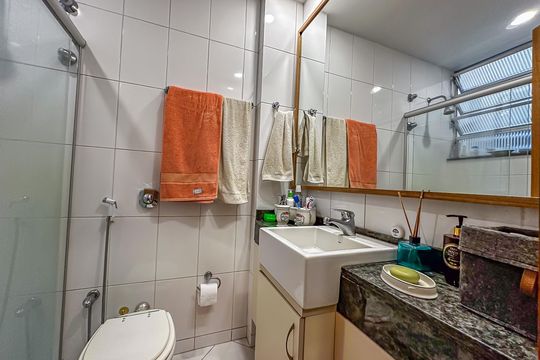 Apartamento à venda com 2 quartos, 60m² em Laranjeiras, Rio de Janeiro