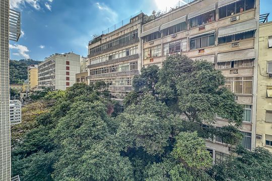 Apartamento à venda com 2 quartos, 60m² em Laranjeiras, Rio de Janeiro