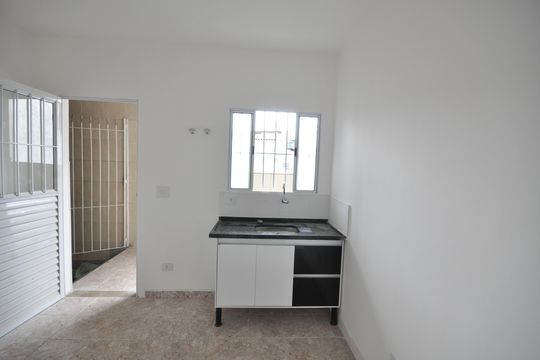 Cozinha de casa para alugar com 1 quarto, 40m² em Jardim Brasil (zona Norte), São Paulo