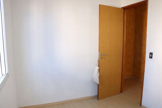 Apartamento para alugar com 2 quartos, 50m² em Jardim Isis, Cotia