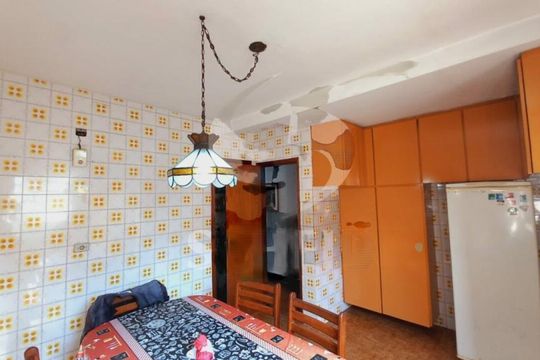 Casa à venda com 3 quartos, 131m² em Vila Sao Paulo, São Paulo