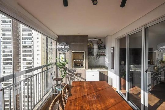 Apartamento para alugar com 3 quartos, 104m² em Vila Suzana, São Paulo