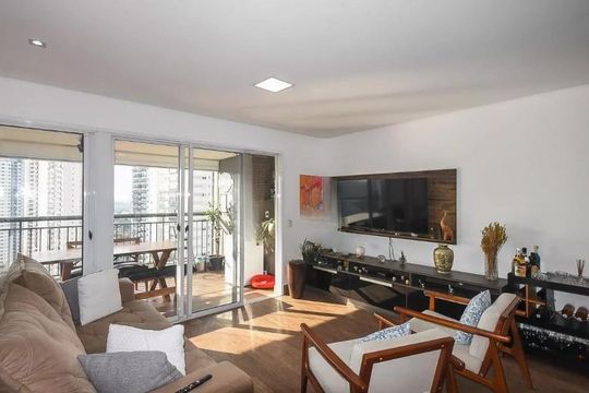 Apartamento para alugar com 3 quartos, 104m² em Vila Suzana, São Paulo