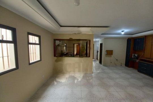 Casa à venda com 4 quartos, 230m² em Parque das Arvores, São Paulo