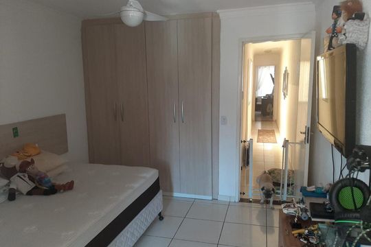 Casa à venda com 3 quartos, 86m² em Vila Campo Grande, São Paulo