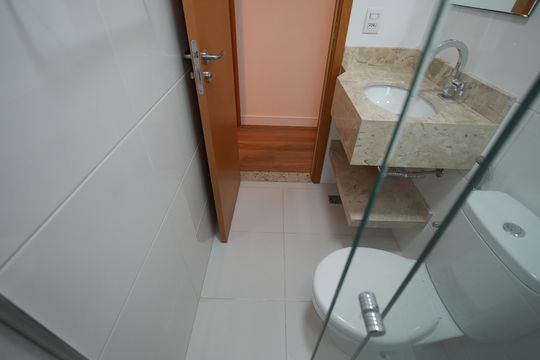 Banheiro Social de apartamento para alugar com 2 quartos, 63m² em Campestre, Santo André