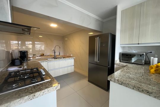 Cozinha de casa à venda com 3 quartos, 210m² em Parada Inglesa, São Paulo