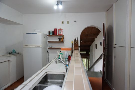 Cozinha de casa para alugar com 4 quartos, 3500m² em Vale do Sol, Embu das Artes