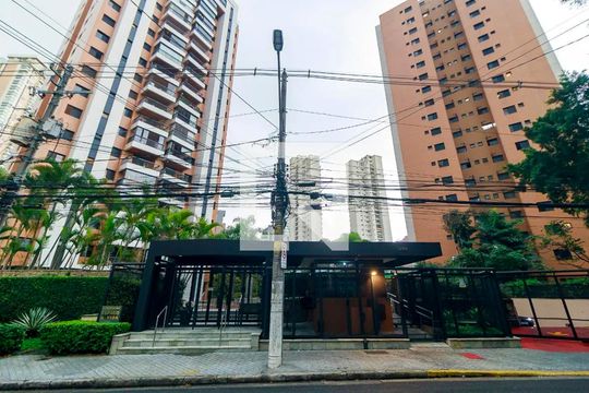 Fachada de apartamento para alugar com 3 quartos, 93m² em Cidade Monções, São Paulo