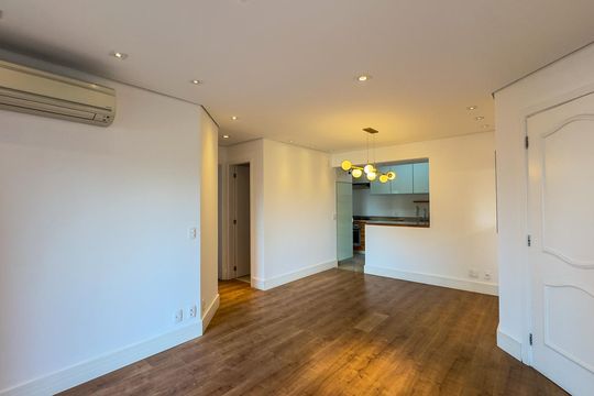 Sala de apartamento para alugar com 3 quartos, 93m² em Cidade Monções, São Paulo