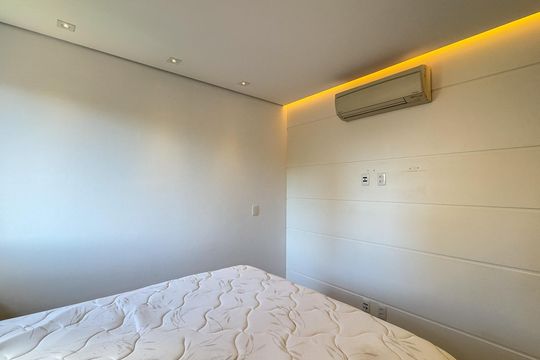 Suíte de apartamento para alugar com 3 quartos, 93m² em Cidade Monções, São Paulo